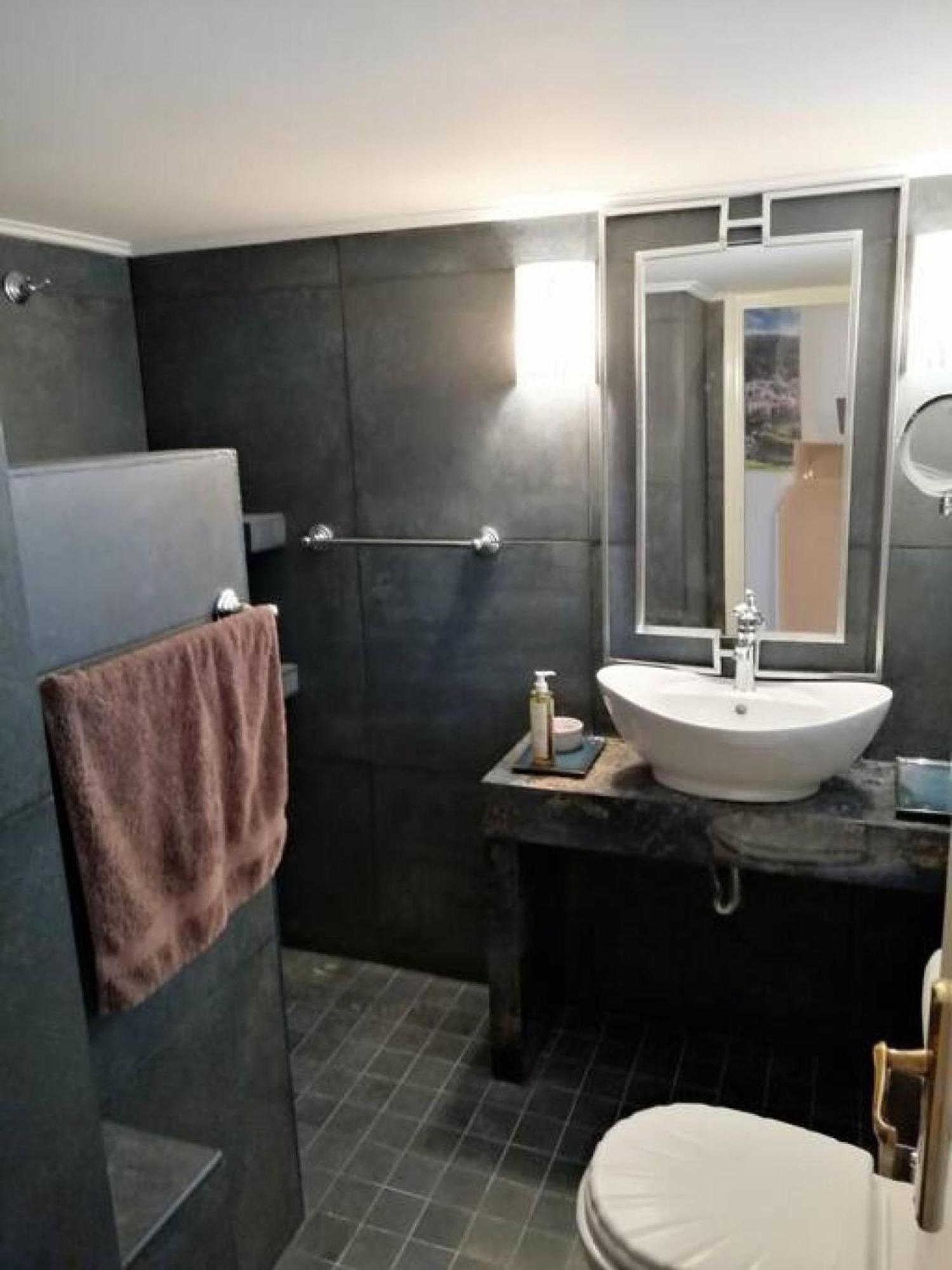 Magnificent Apartment In Plaka Ateny Zewnętrze zdjęcie