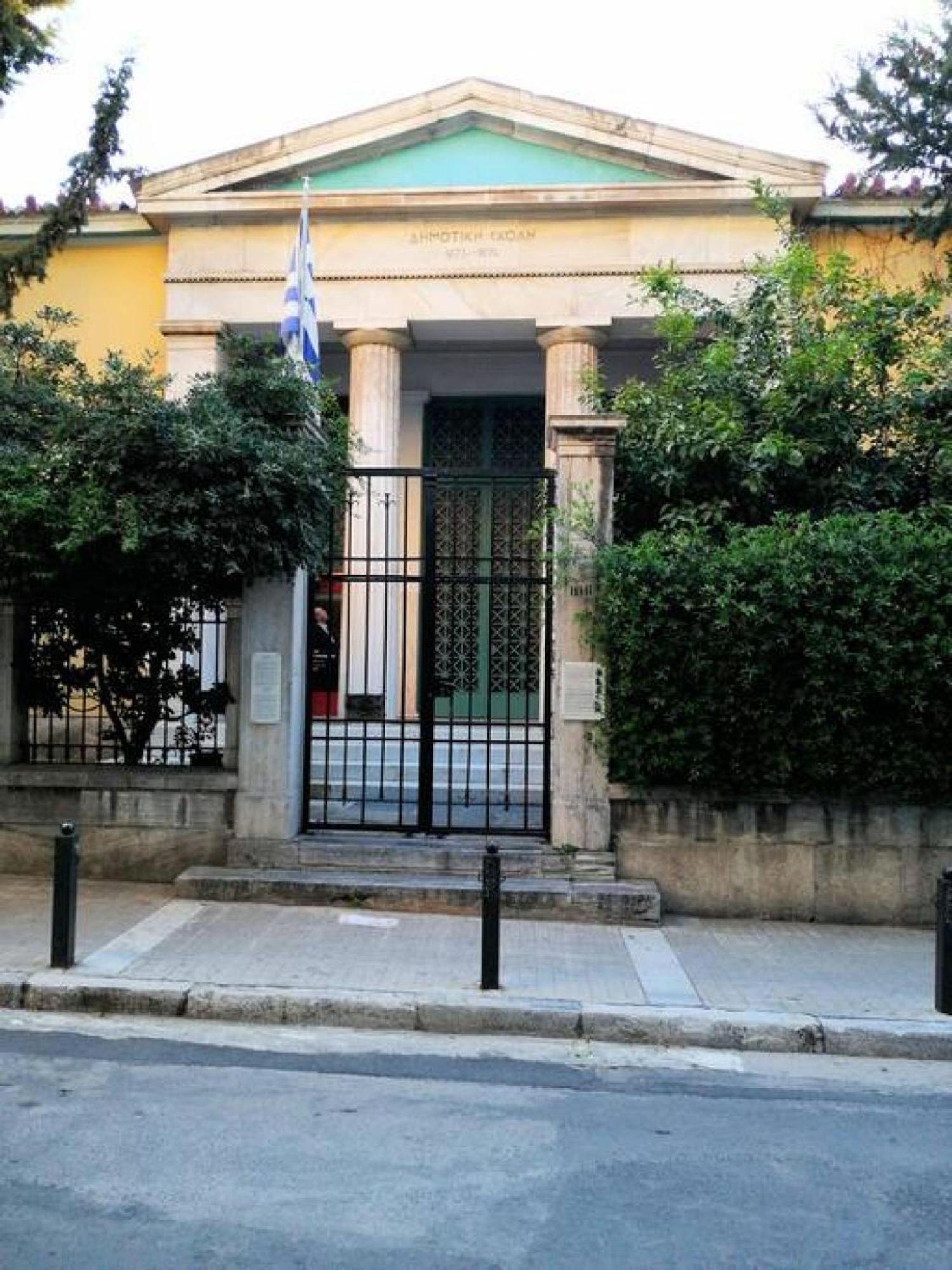 Magnificent Apartment In Plaka Ateny Zewnętrze zdjęcie