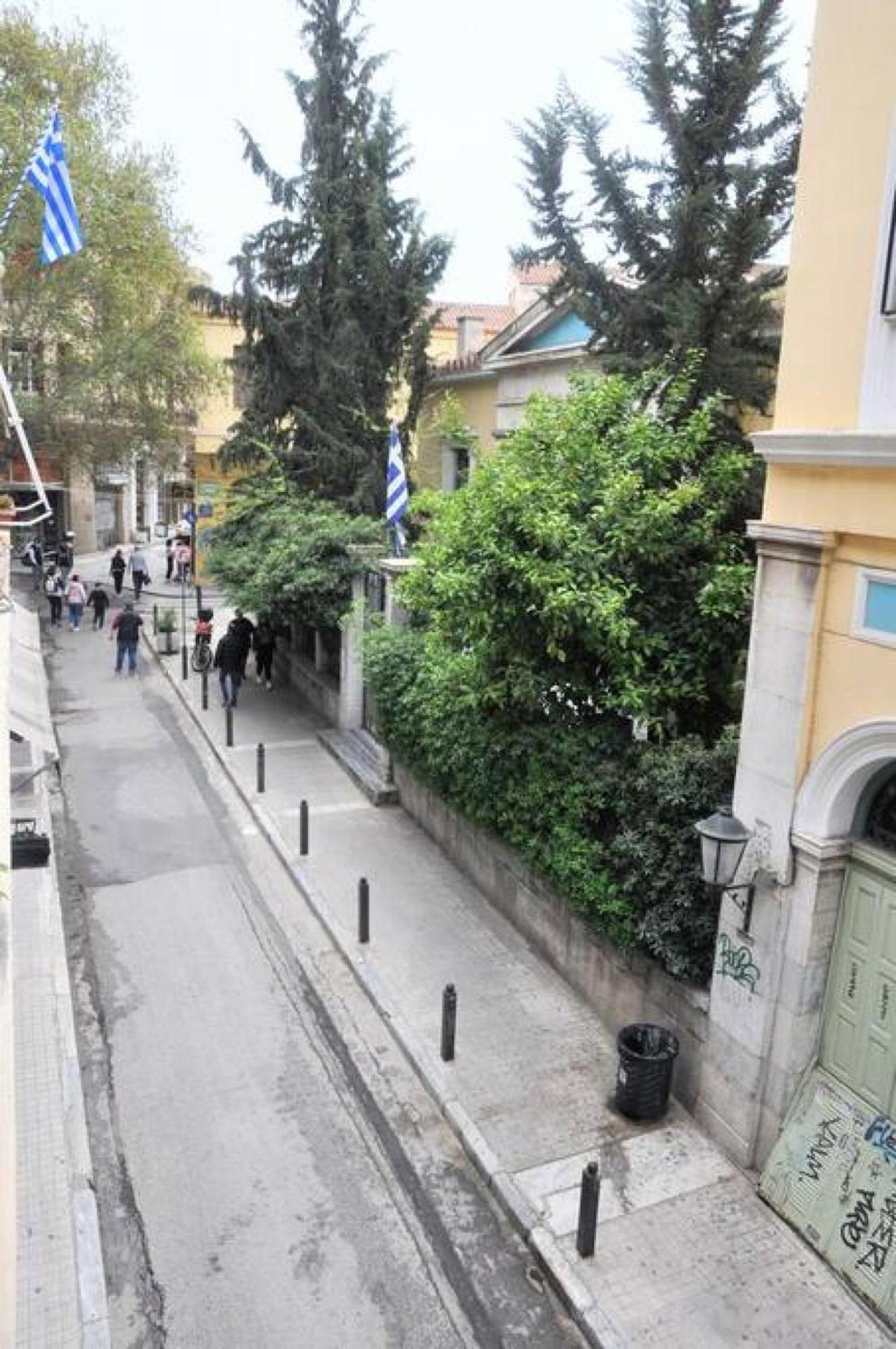 Magnificent Apartment In Plaka Ateny Zewnętrze zdjęcie