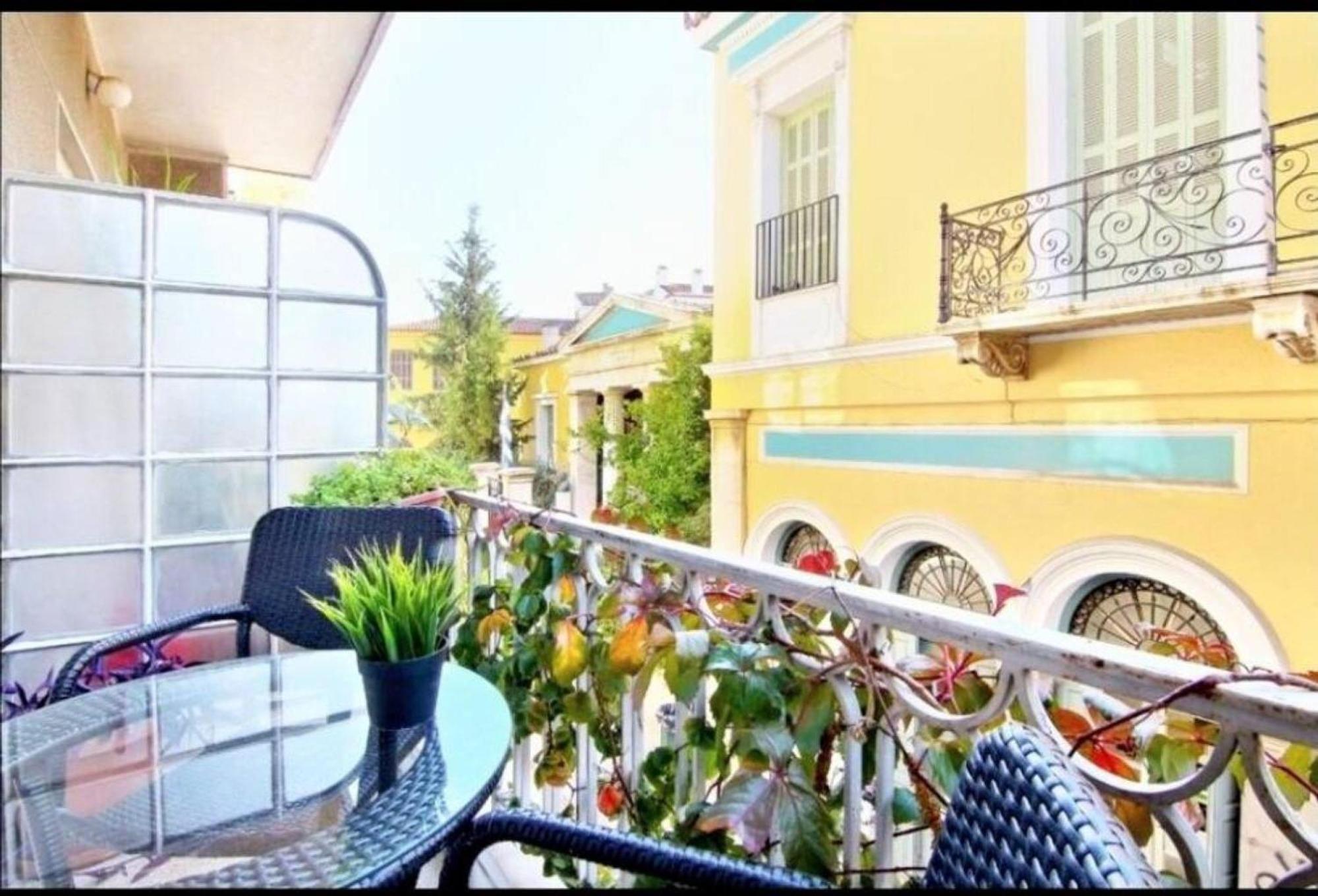 Magnificent Apartment In Plaka Ateny Zewnętrze zdjęcie